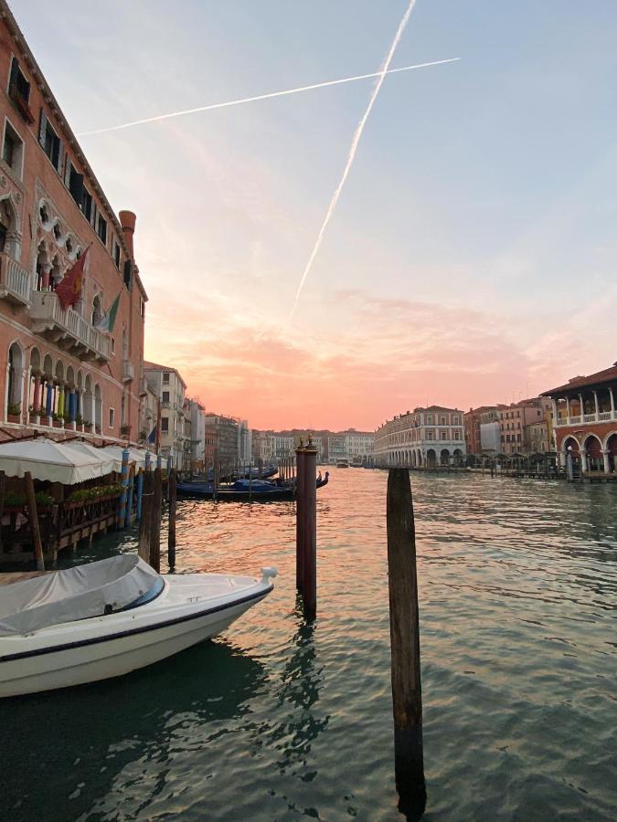 Friari Suite-Luxury Apt. Close To Rialto Bridge 威尼斯 外观 照片