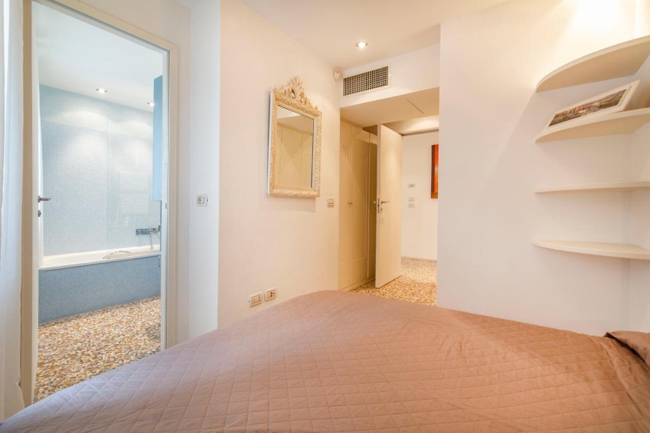 Friari Suite-Luxury Apt. Close To Rialto Bridge 威尼斯 外观 照片
